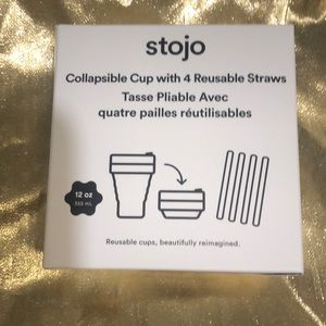 Stojo Collapsible Cup with straws